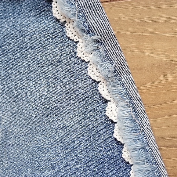 NWT hippie girl Regular Rise Shortie Jean Shorts Adjustable Waist Lace - Picture 3 of 9